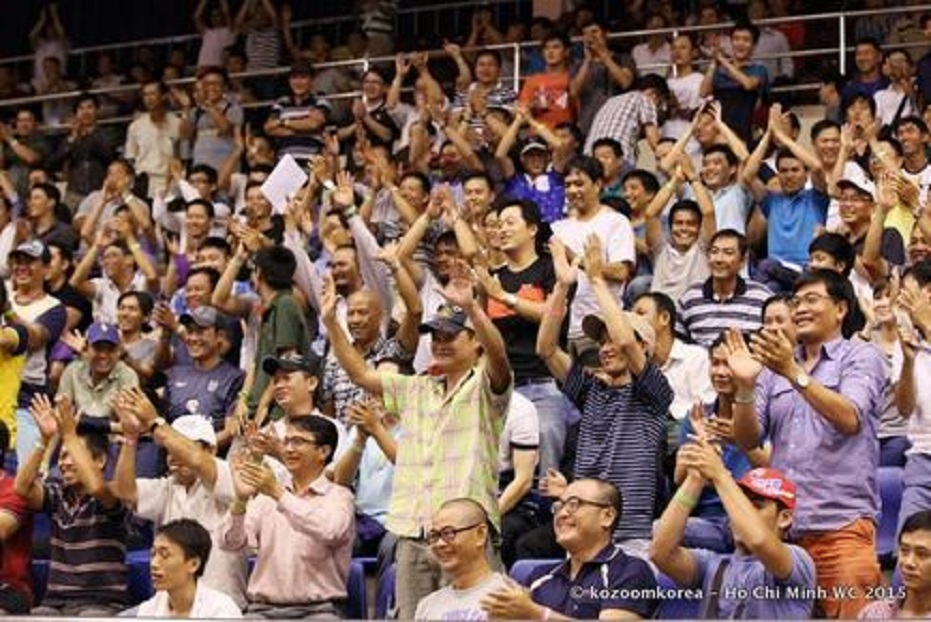 Three cushion world top is always moving