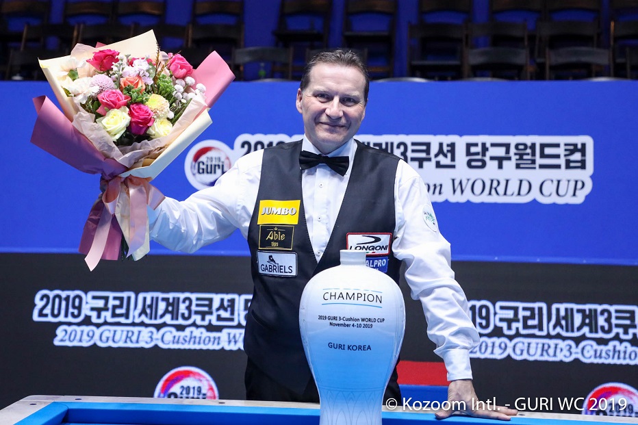 Merckx wins in Guri: his eleventh World Cup.