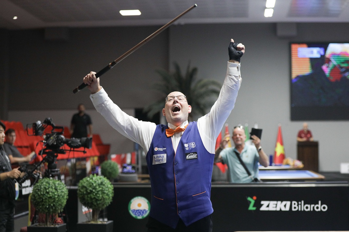 Artistic World Championship :Rene Dericks (NED) World Champion , Runner Up Erick Vervliet (BEL)