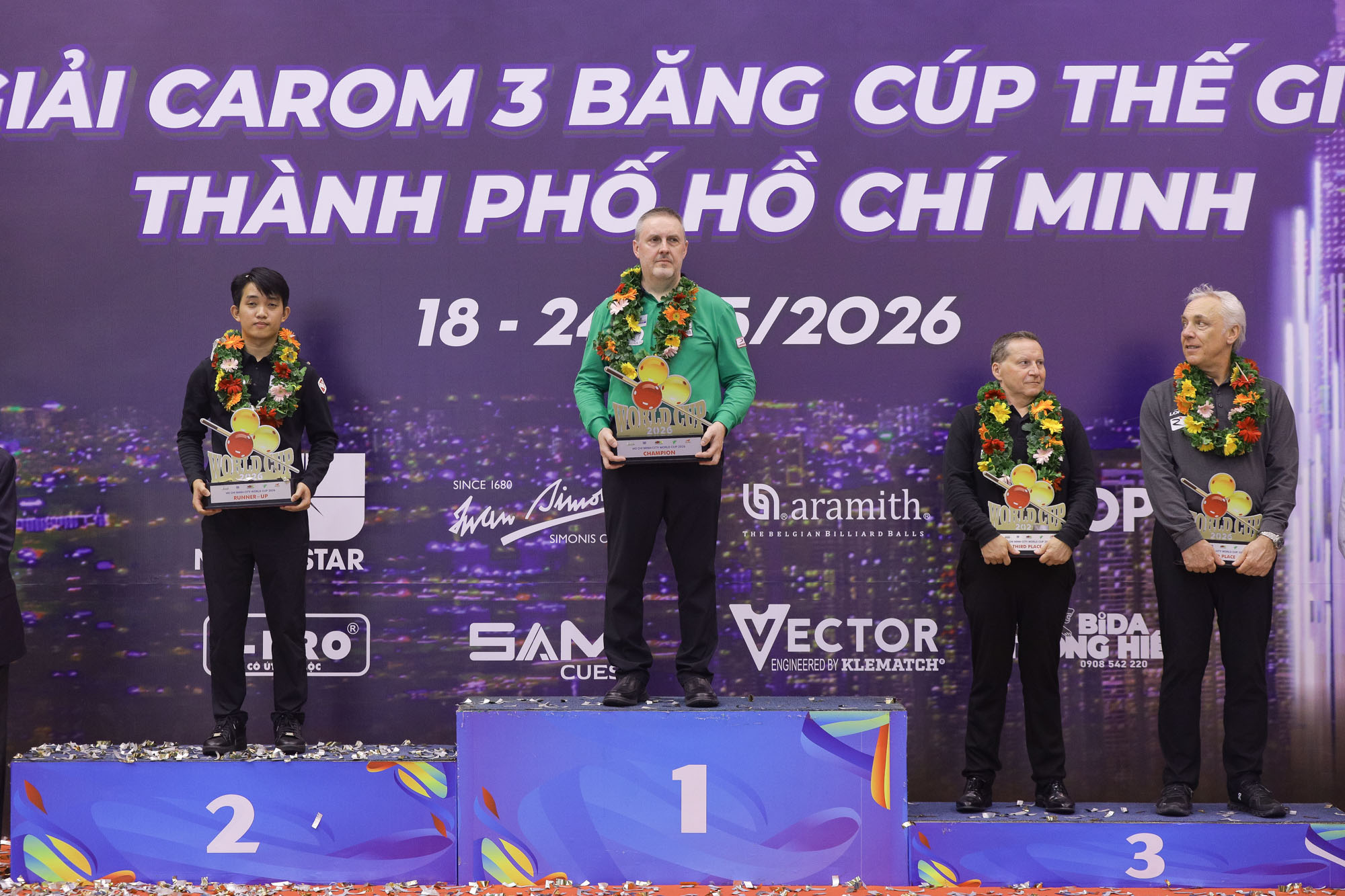 PODIUM.jpg